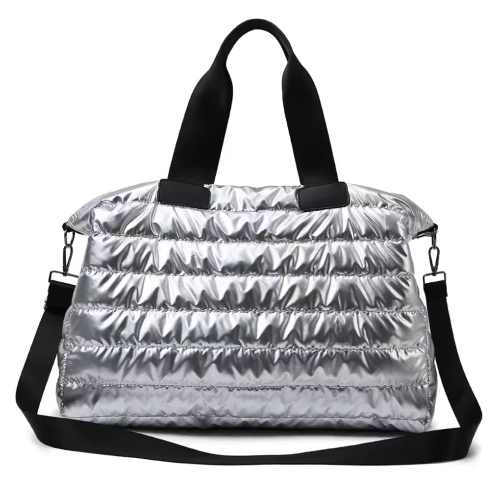 Quilted Puffer Duffel Bag – Travel, Gym & Everyday Tote
Bolso Acolchado de Viaje – Deportivo, Gimnasio y Uso Diario
